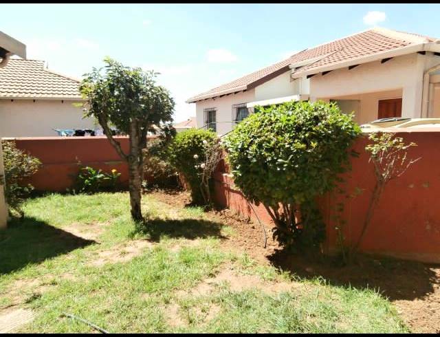 3 BEDROOM CLUSTER FOR SALE IN THE HILL